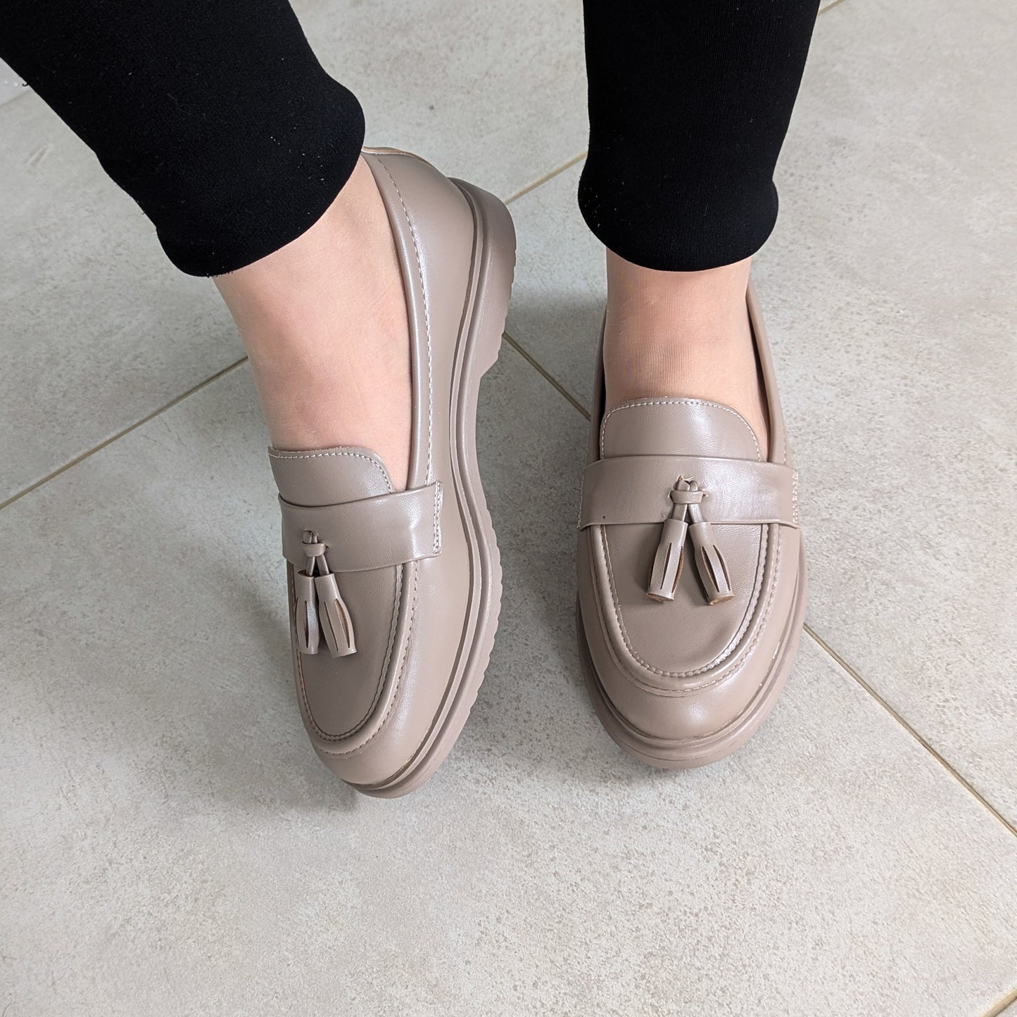 Moccassin New - Beige Foncé Avec Pendentif