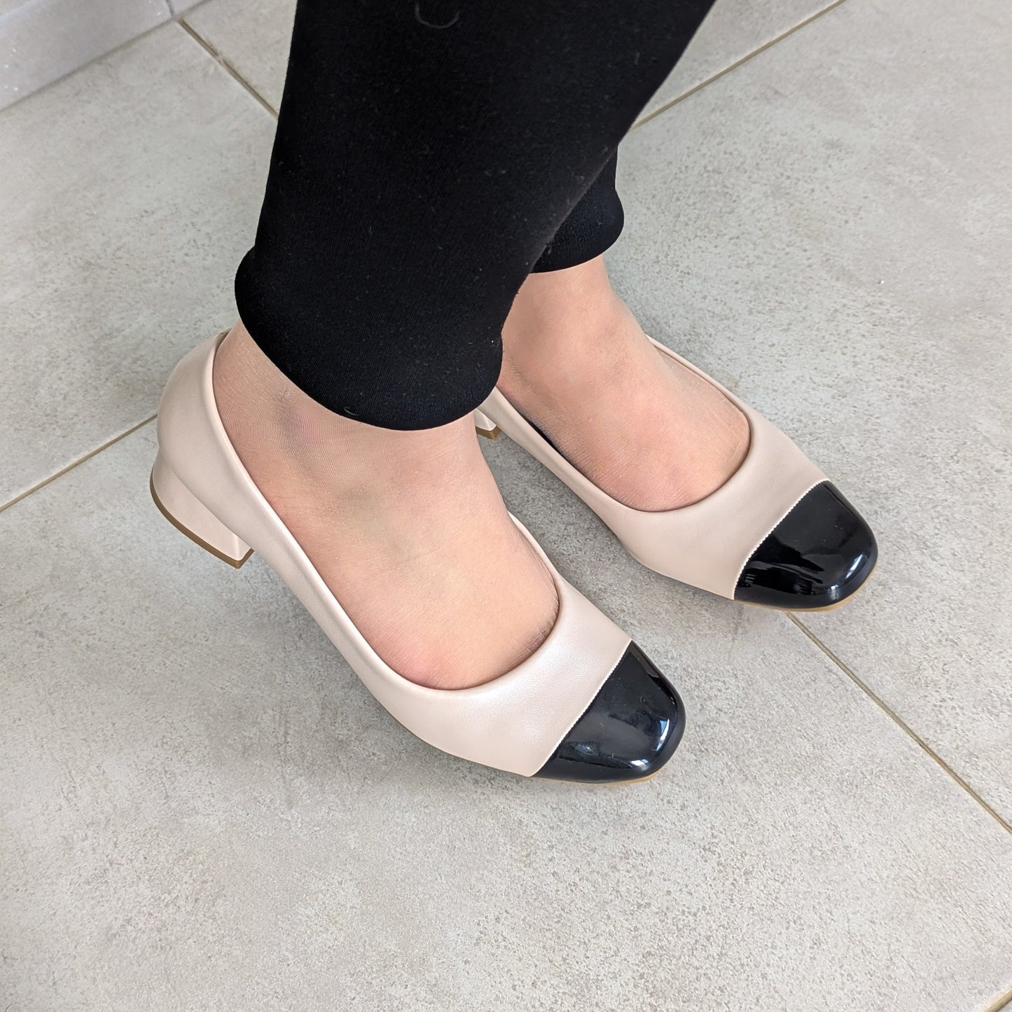 Escarpin - Beige Clair Mat / Noir Glacé